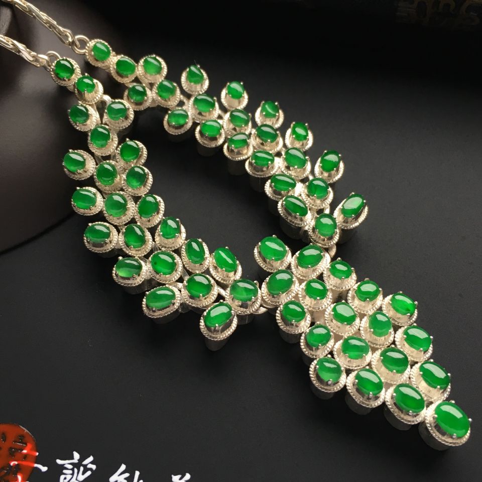 冰种翠色项链面