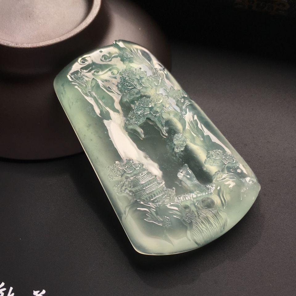 冰种飘花松下怀远挂件
