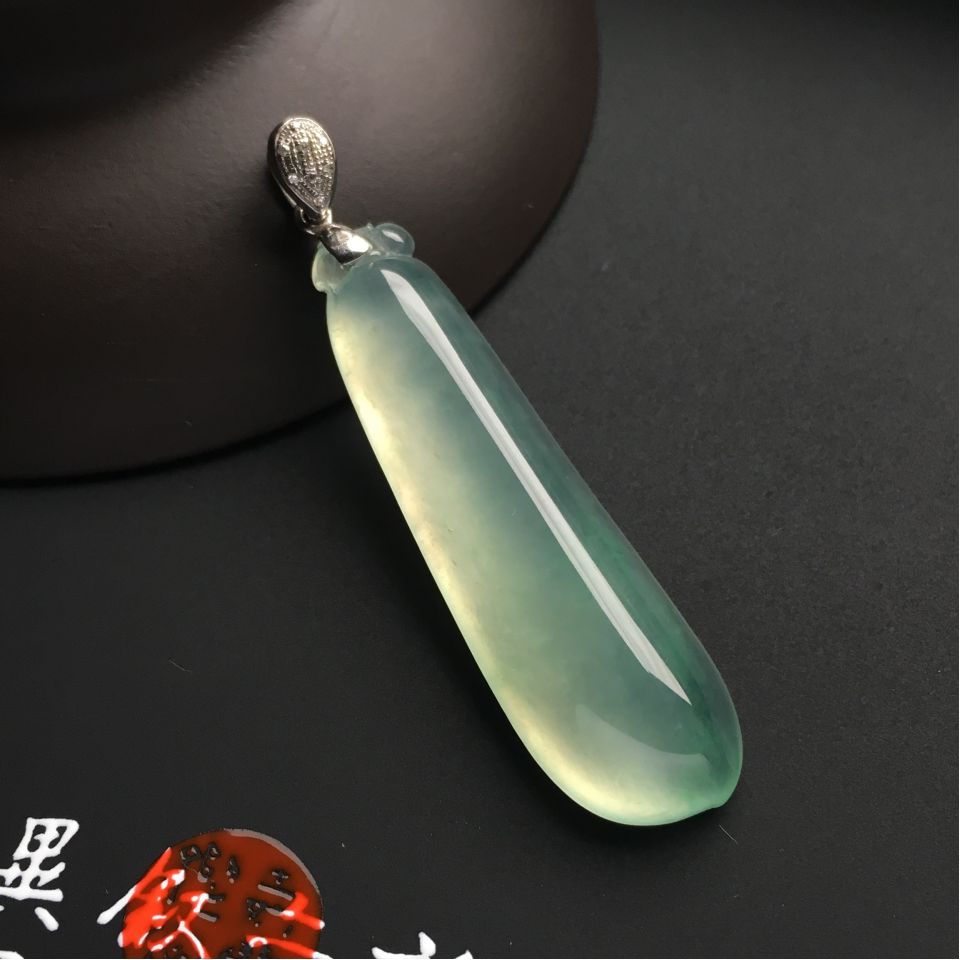冰种晴水福瓜挂件
