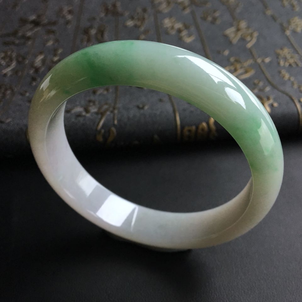 糯冰种飘翠手镯(57.5mm)