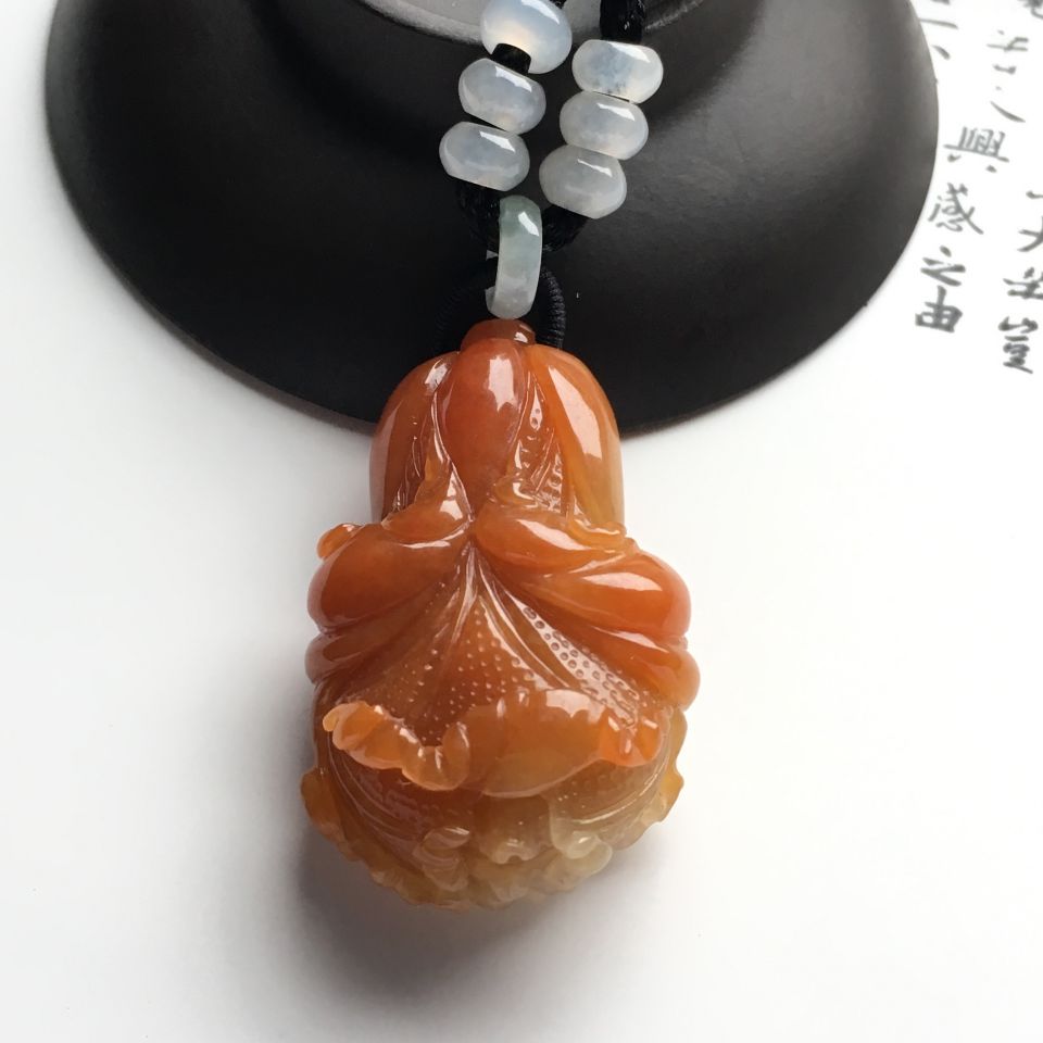 糯冰种褐红黄翡白菜挂件