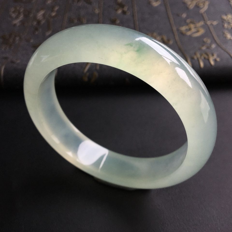 冰种晴水略飘花手镯(54.8mm)