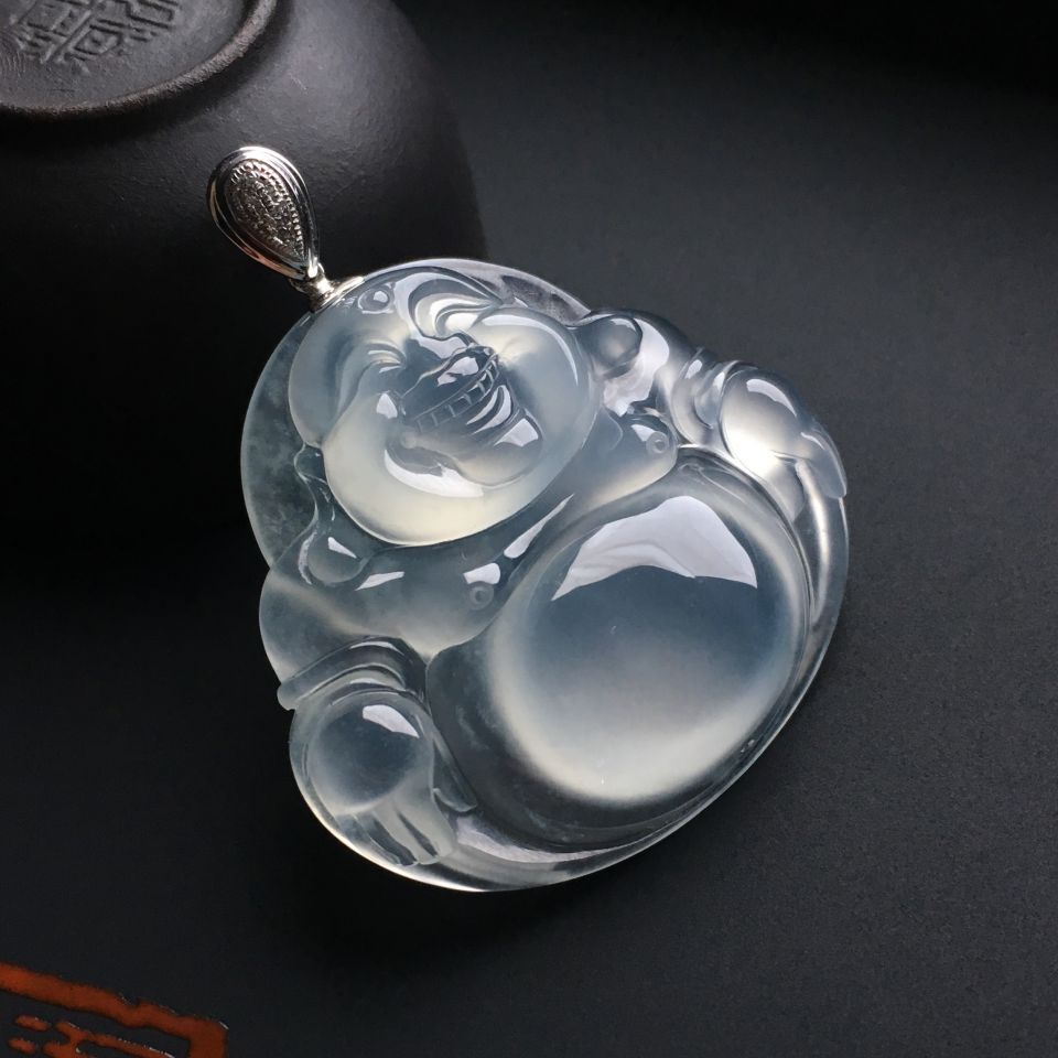 冰种淡晴水玉佛挂件