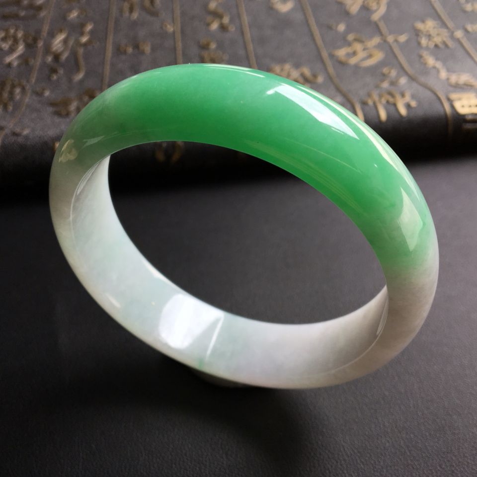 糯冰种飘翠手镯(57.4mm)