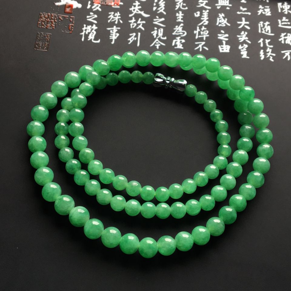 糯冰种豆色项链