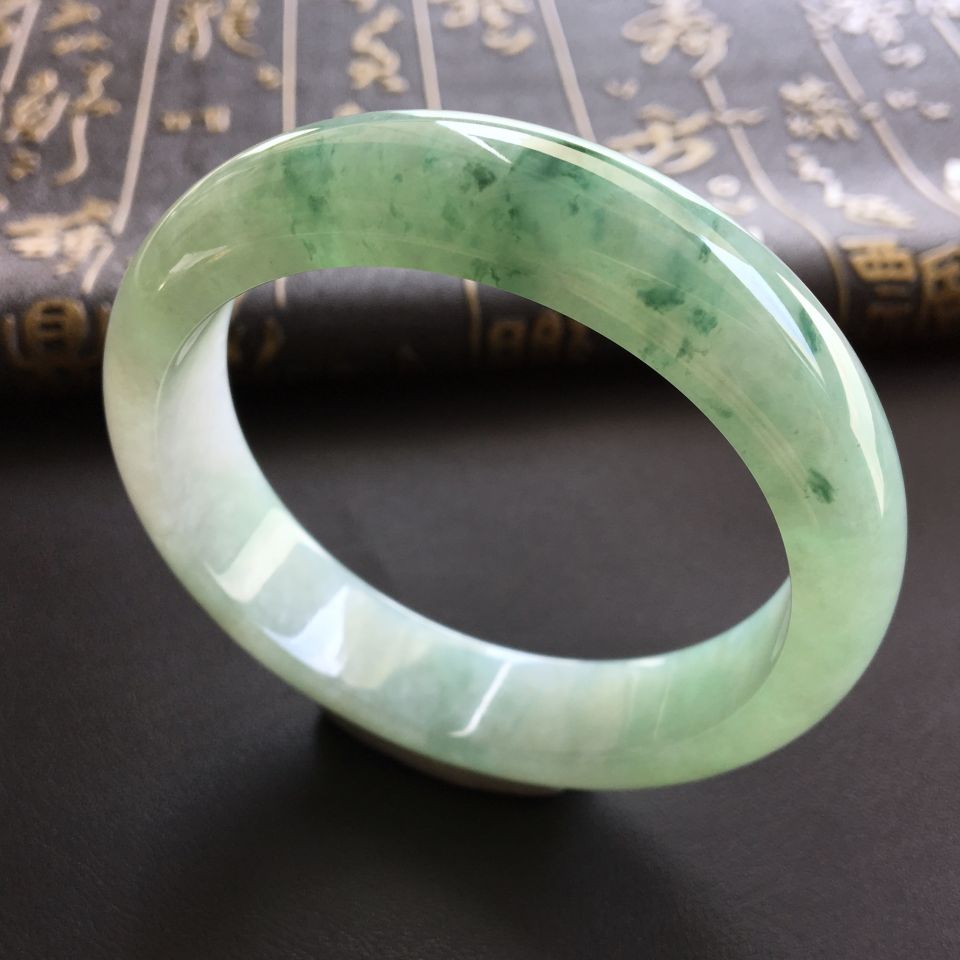 糯冰种晴水飘花手镯(56.8mm)