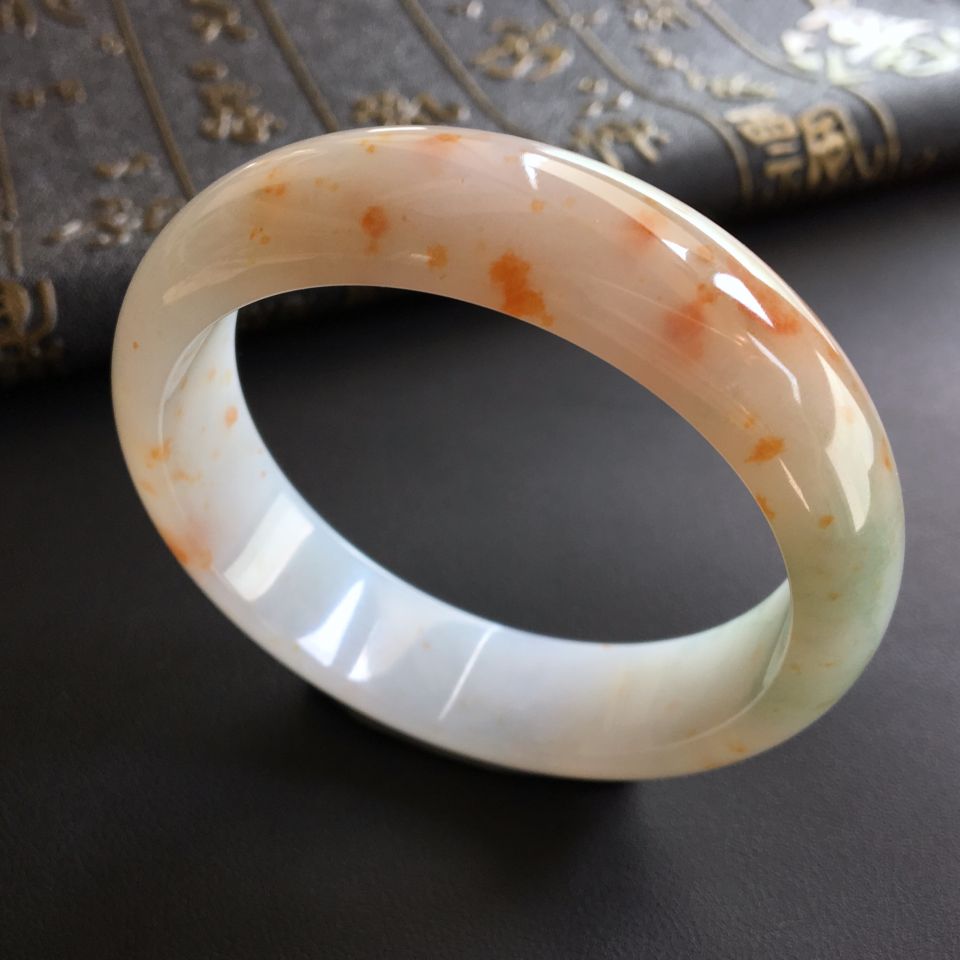 糯冰种飘黄花手镯(56.2mm)