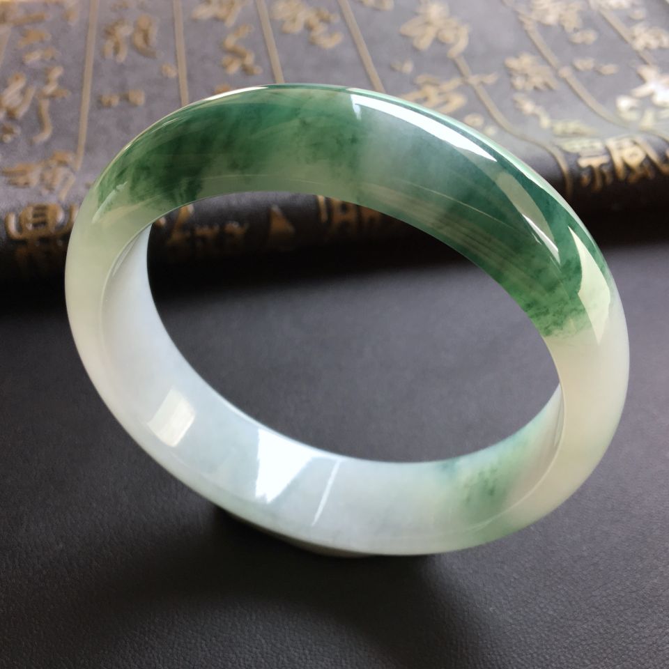 糯冰种飘花手镯(59mm)