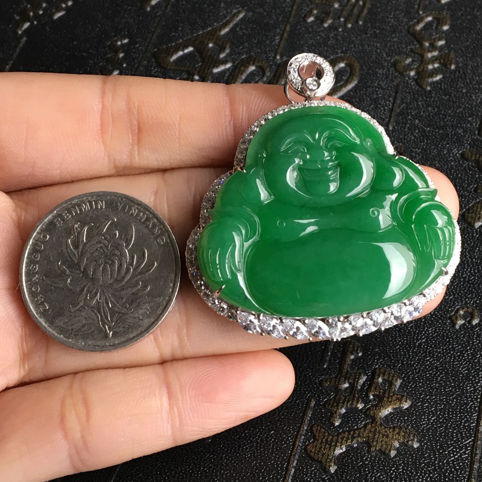糯冰种翠色镶白金钻石玉佛胸坠