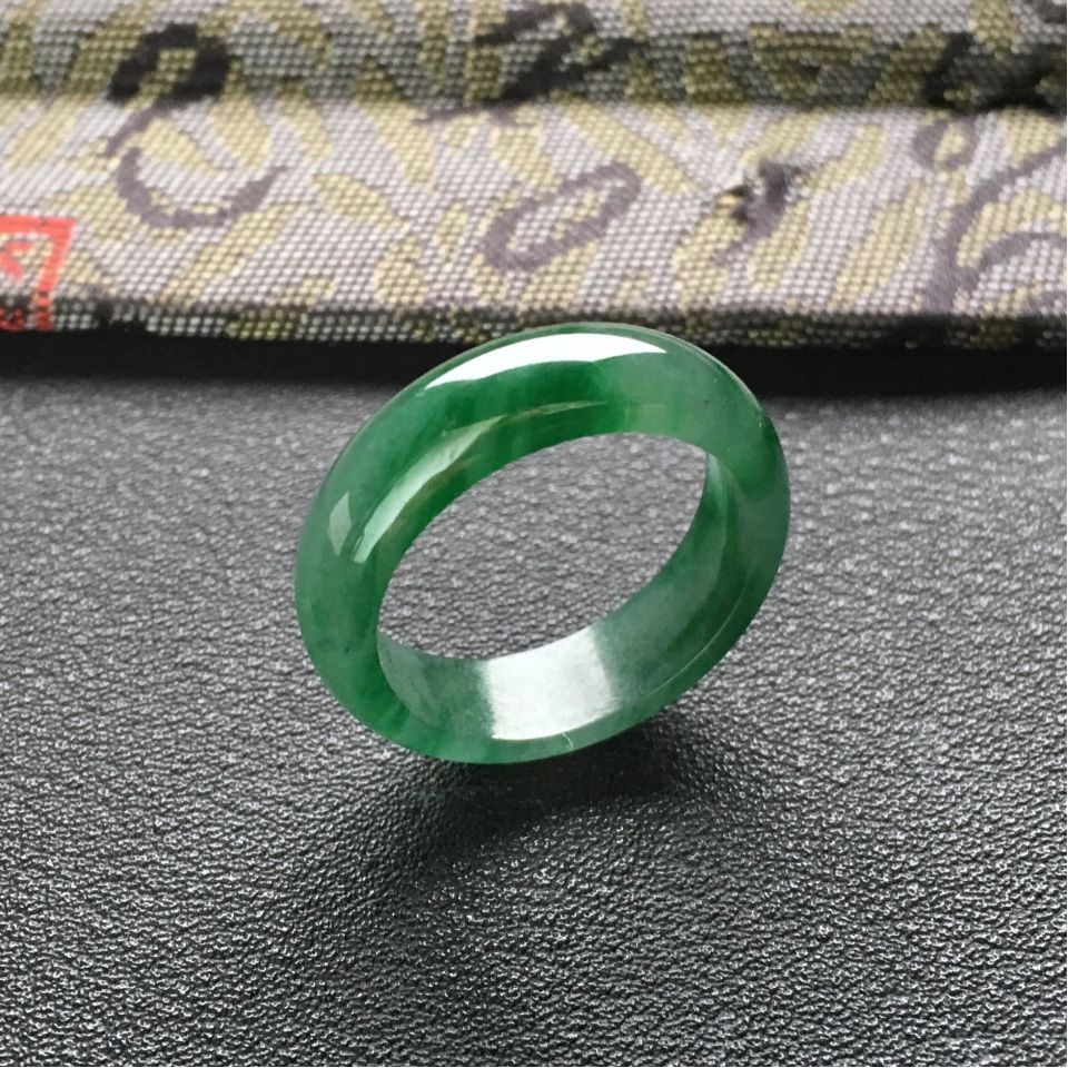 糯冰种晴水飘翠指环