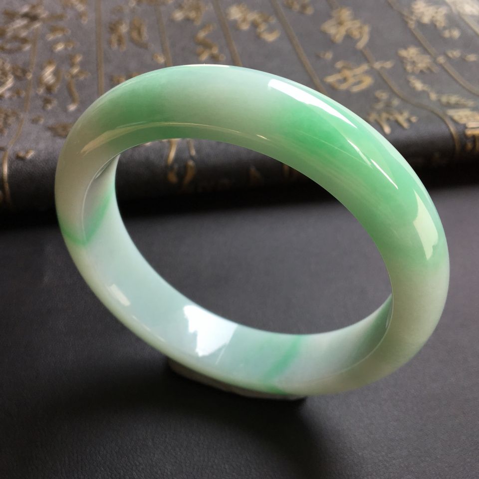 糯冰种飘翠手镯(58.3mm)