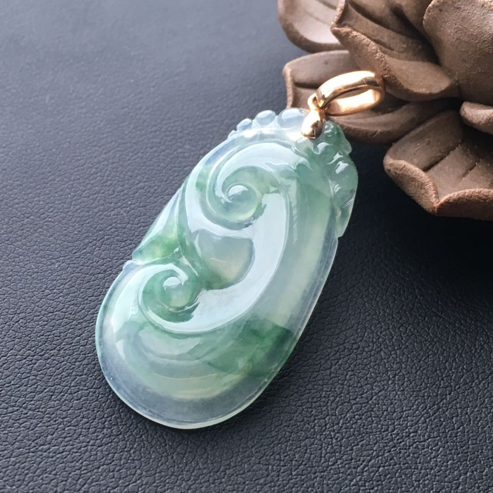 冰种飘花如意挂件（金扣）