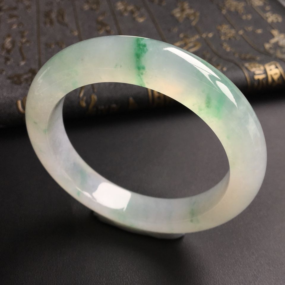 冰种飘绿花手镯(57.9mm)