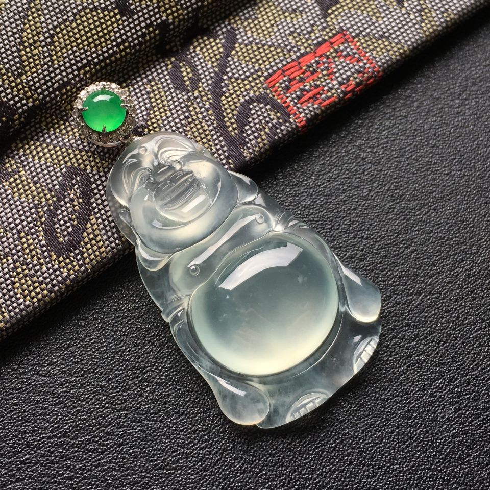 冰种淡晴水站佛挂件(金扣)