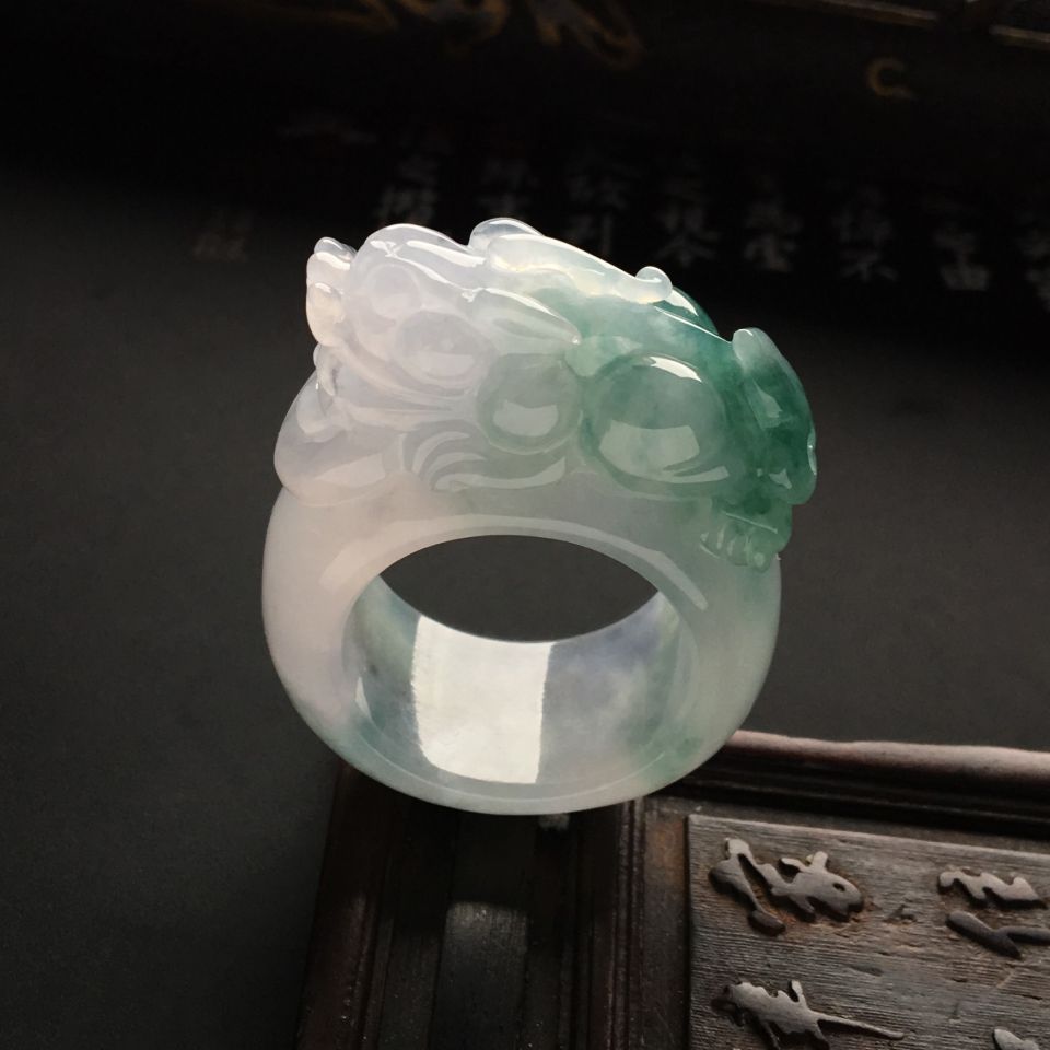 糯冰种飘花貔貅扳指