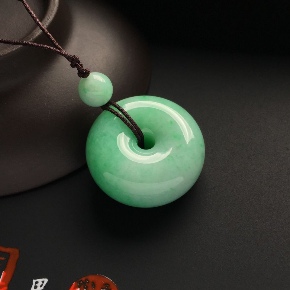 糯冰种豆色平安扣挂件