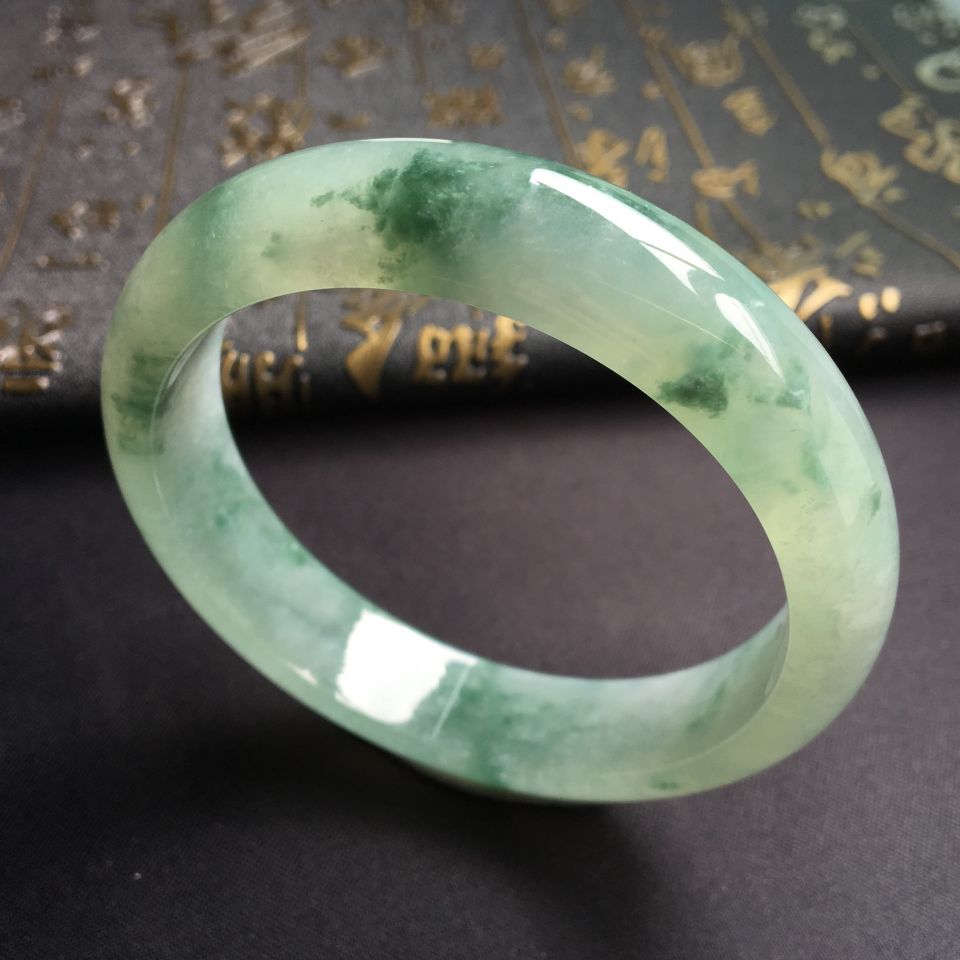 糯冰种飘花手镯(61.2mm)