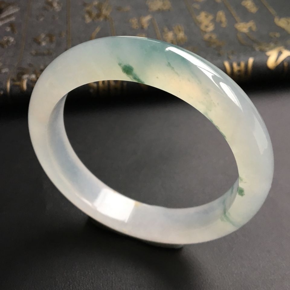 冰种飘花手镯(56mm)