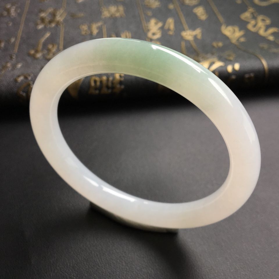 糯冰种晴水圆条手镯(55.4mm)