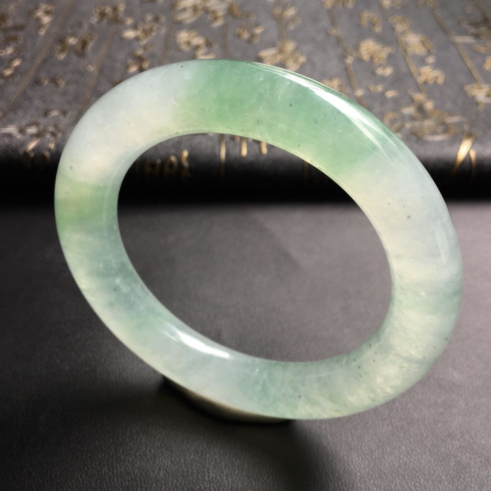 冰种晴水飘花圆条手镯(55.6mm)