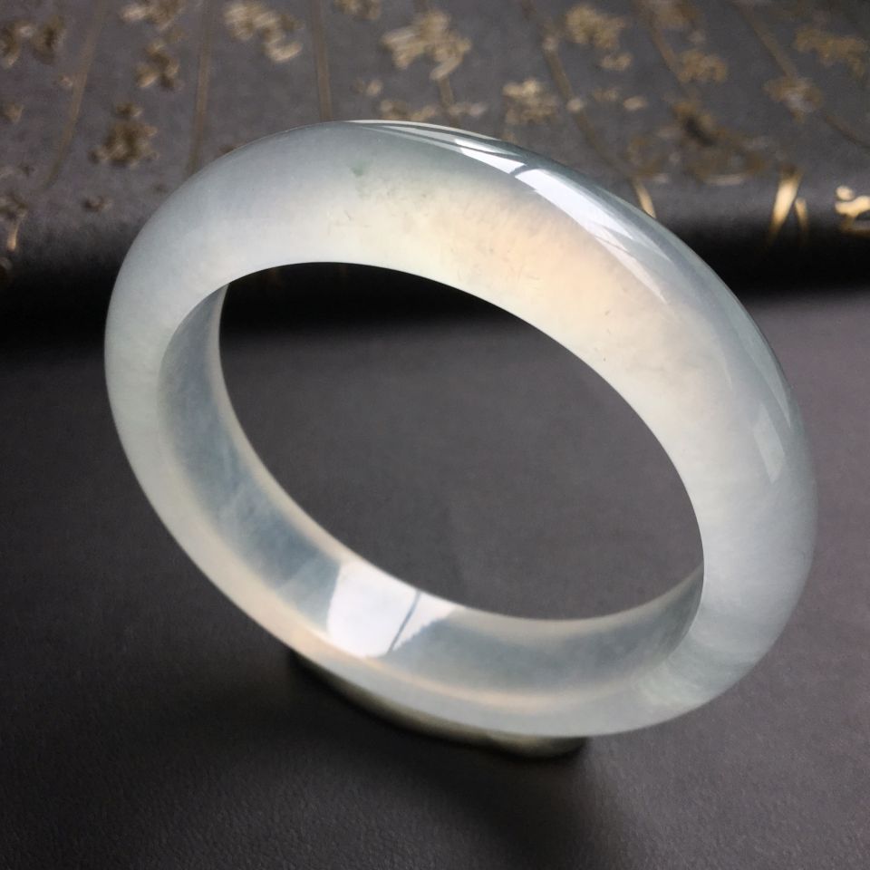 冰种淡晴水手镯(56.2mm)