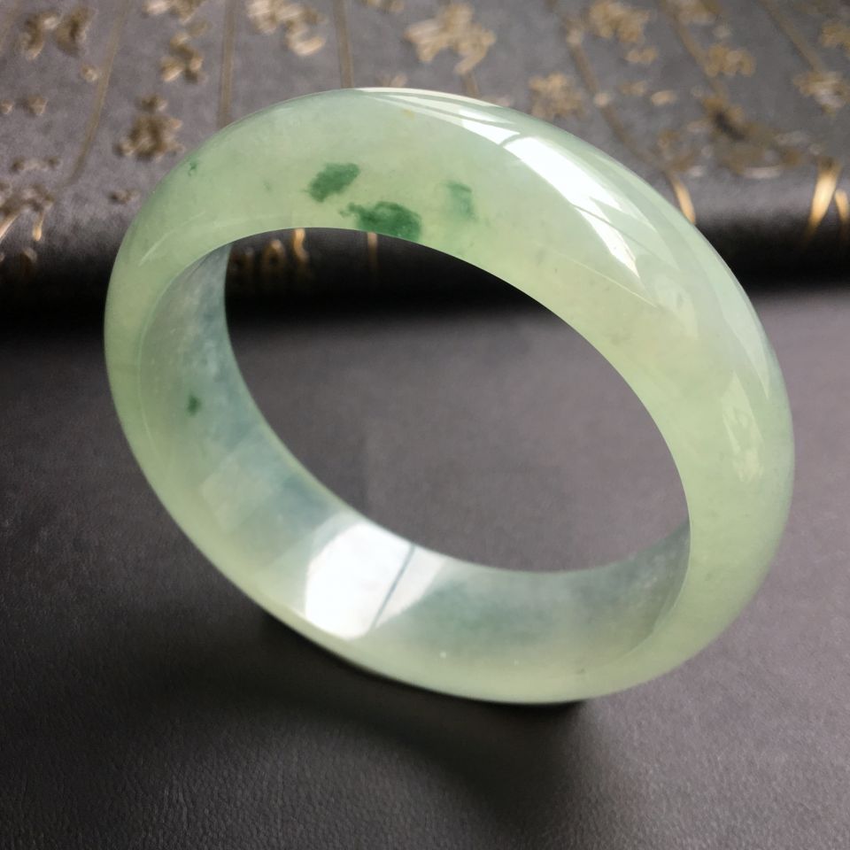 冰种晴水略飘花手镯(55.2mm)