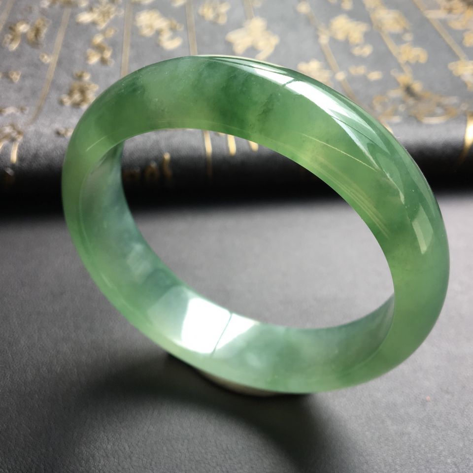 冰种晴水飘花手镯(55.6mm)