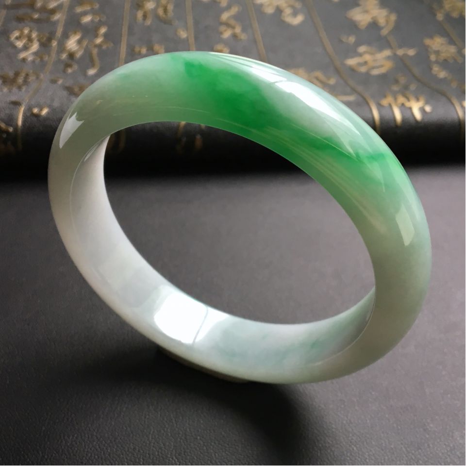 糯冰种飘翠手镯(57.5mm)