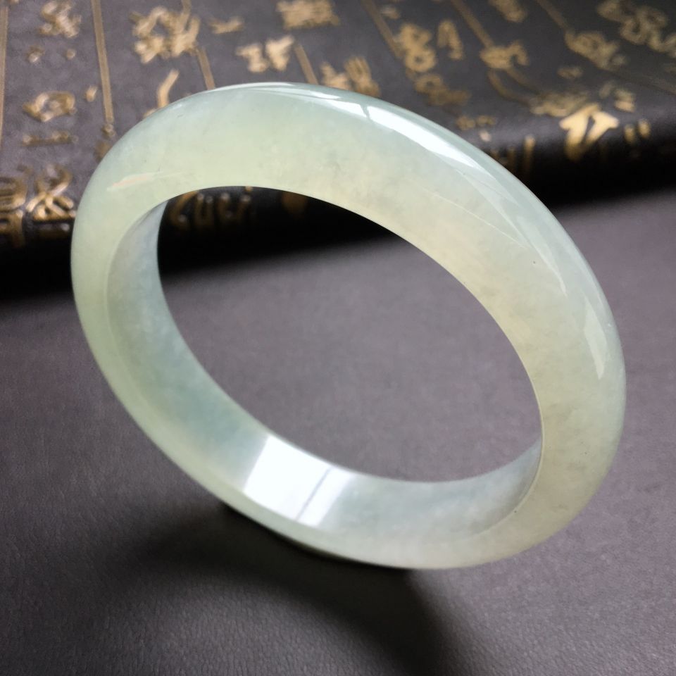 糯冰种晴水手镯(57.8mm)