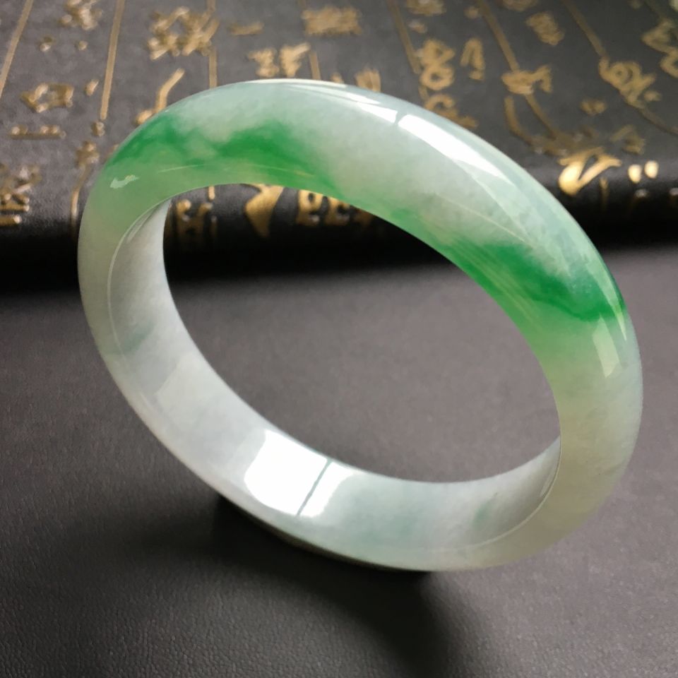 糯冰种飘翠手镯(58.4mm)