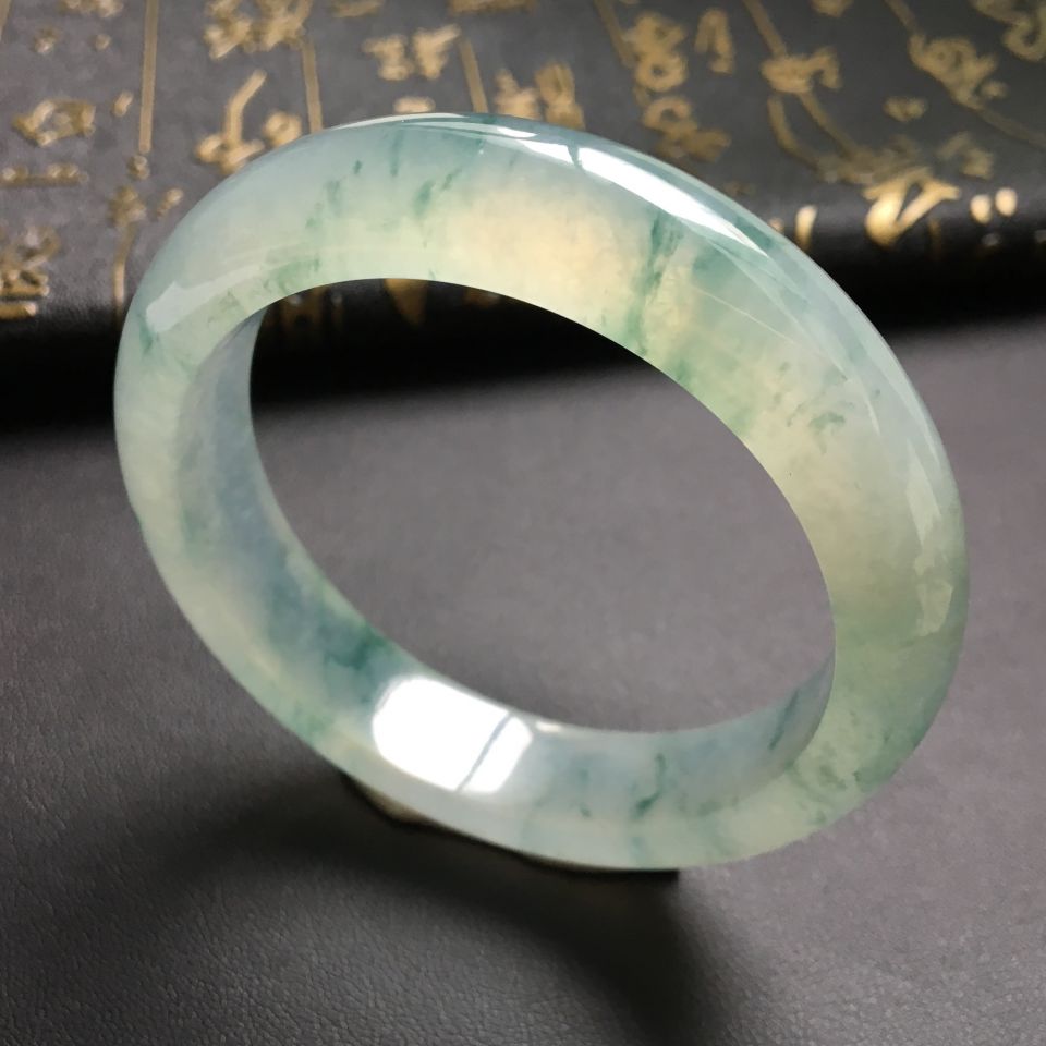 冰种飘花手镯(54.8mm)