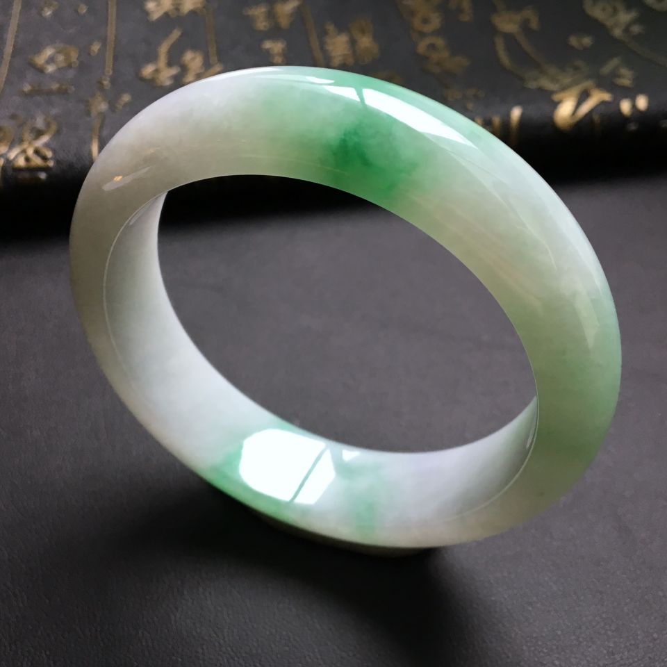 糯冰种飘翠手镯(56mm)