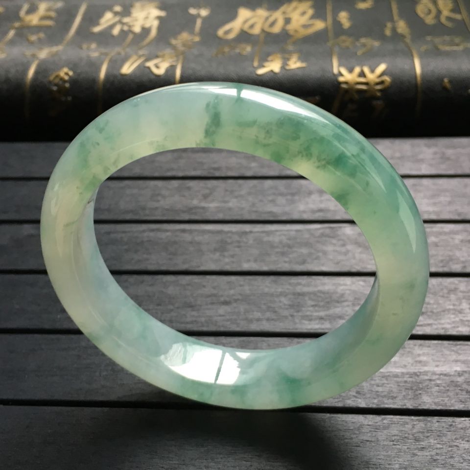 糯冰种飘花手镯(57.2mm)