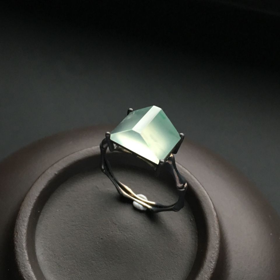 https://jdimg.jaadee.net///uploads/jaadee/images/2018/04/21-ddd04381b0f.jpg
