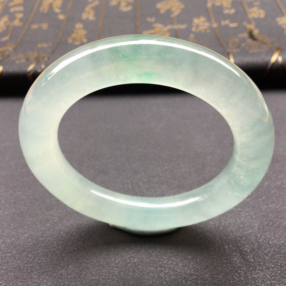 冰种略绿花圆条手镯(57.5mm)