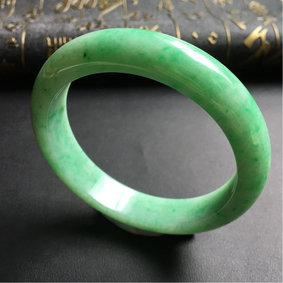 糯冰种飘翠手镯(57.6mm)