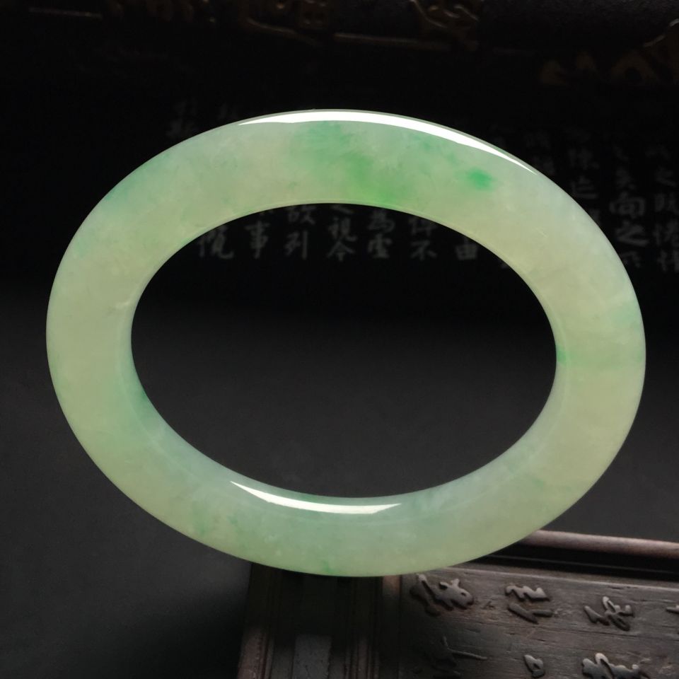 糯冰种晴水略飘翠圆条手镯（57.5mm）