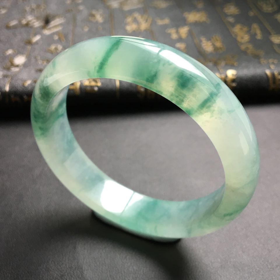 冰种飘花手镯(56mm)