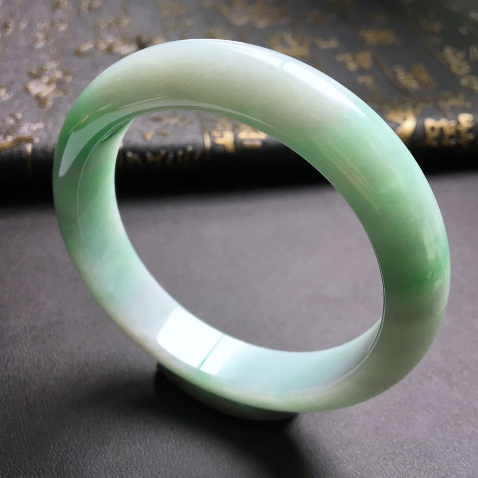 糯冰种飘翠手镯(58.2mm)