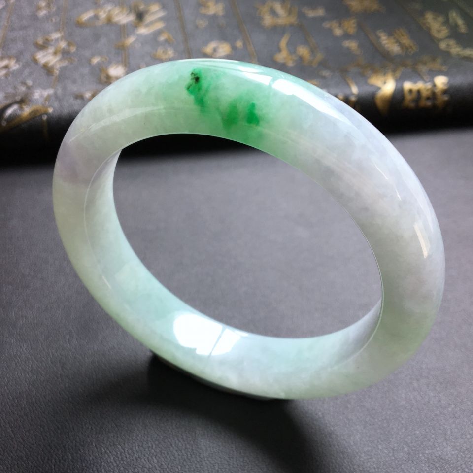 糯冰种飘翠手镯(58mm)