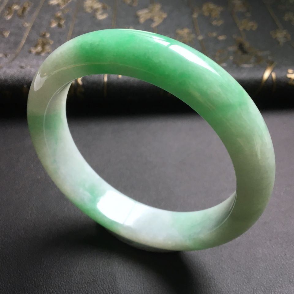 糯冰种飘翠手镯(56.7mm)