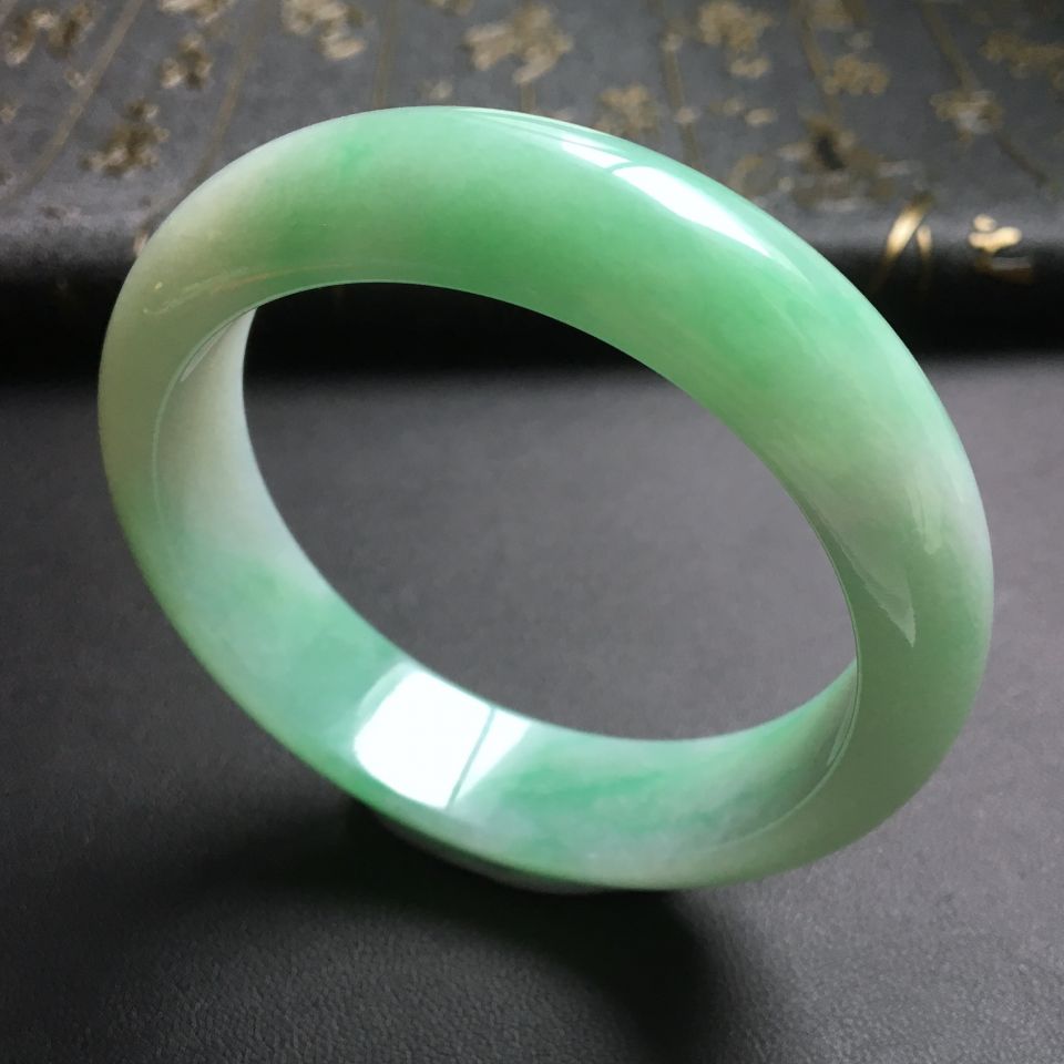 糯冰种飘翠手镯(56.4mm)