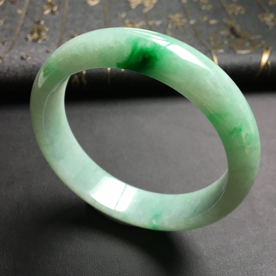 糯冰种飘翠手镯(56.5mm)