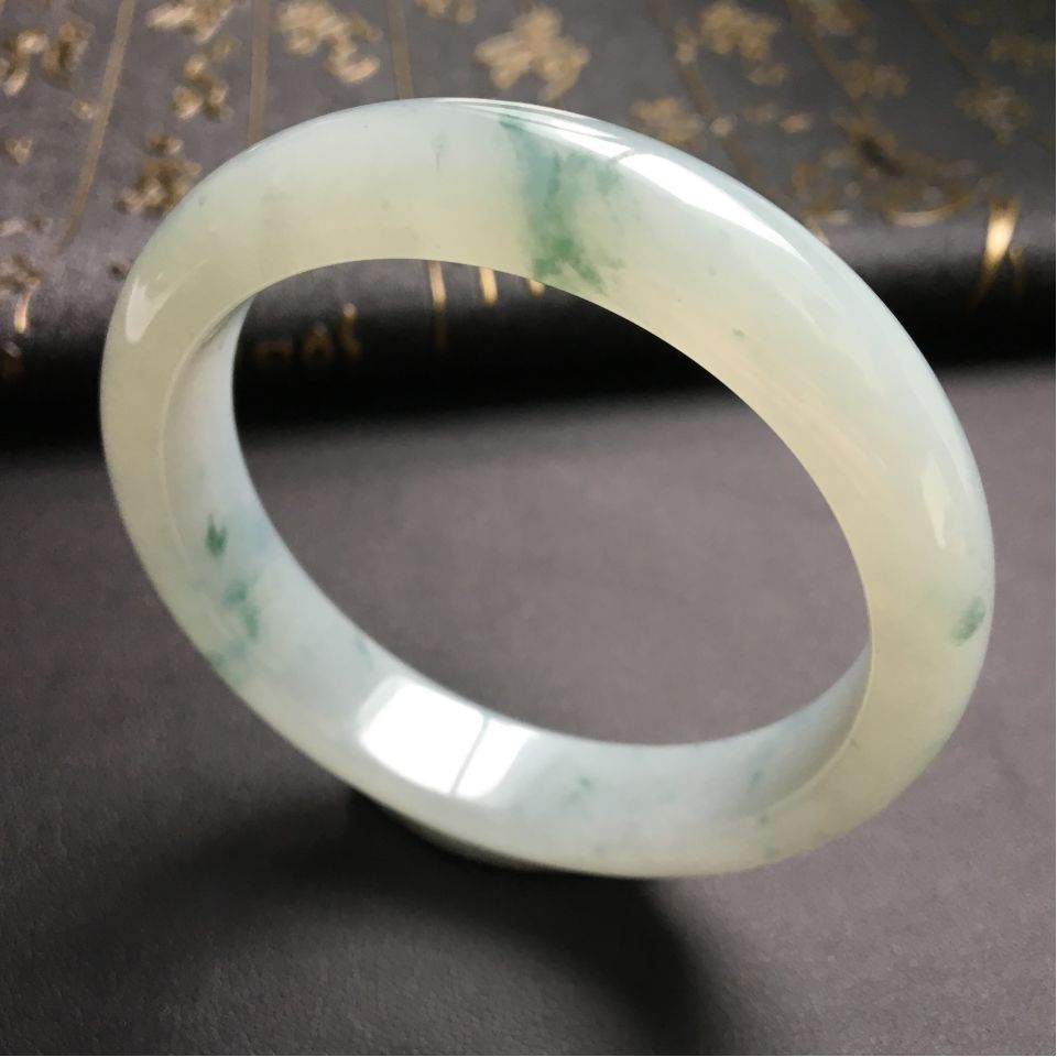 糯冰种飘花手镯(57.5mm)