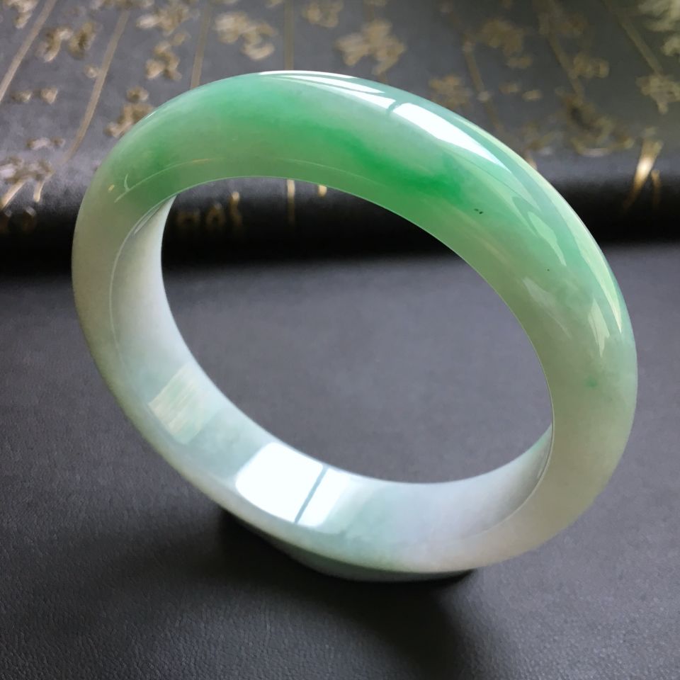 糯冰种飘翠手镯(57.3mm)