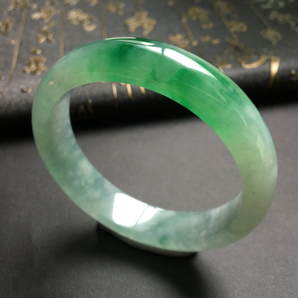 糯冰种飘翠手镯(57.8mm)