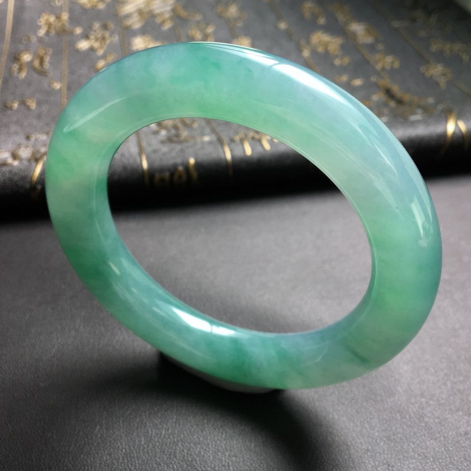 糯冰种晴水飘花圆条手镯(56mm)