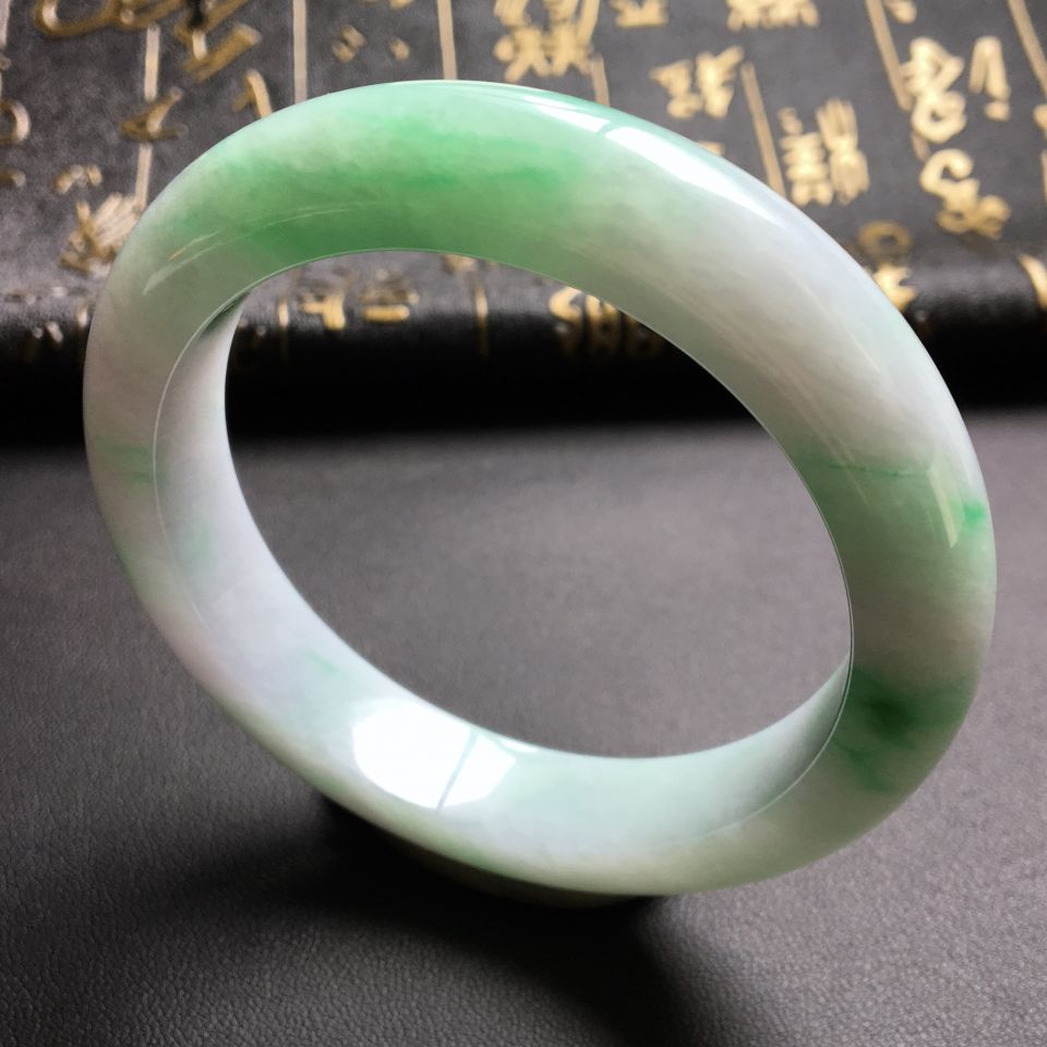 糯冰种飘翠手镯(57.3mm)