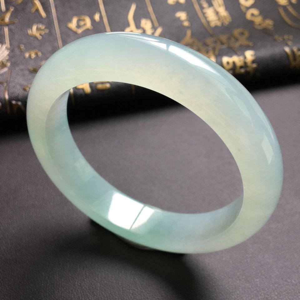 糯冰种晴水手镯(56mm)