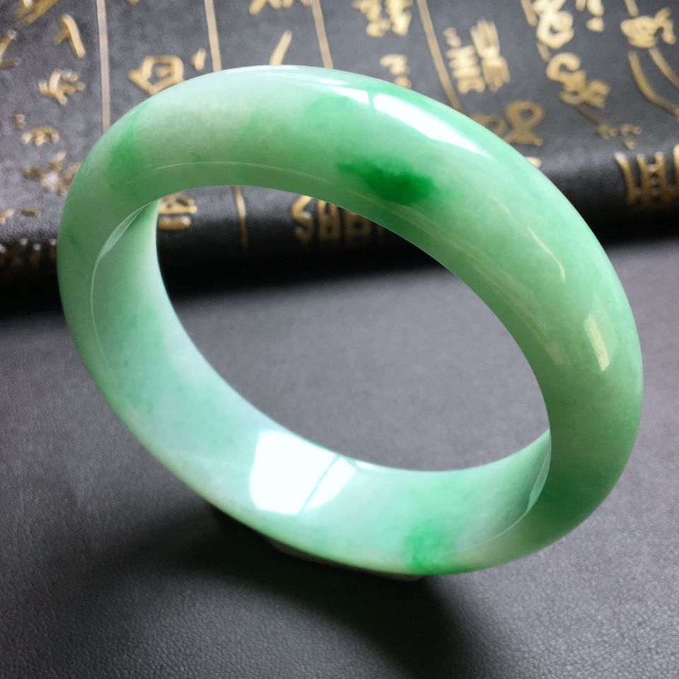 糯冰种飘翠手镯(57.5mm)